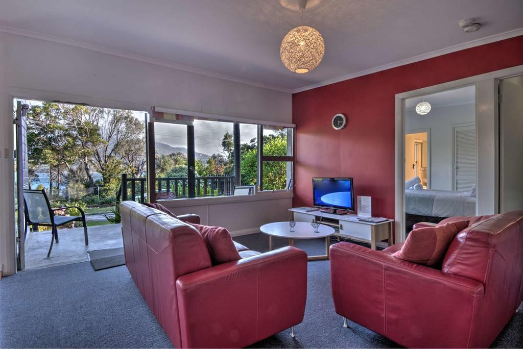 קולאס ביי Cove Beach Apartment 1 מראה חיצוני תמונה